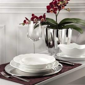 Show products in category Maria Theresia White