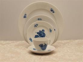Show products in the Blue Flower Braided pattern