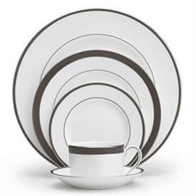 Show products in the Sable Duchesse pattern