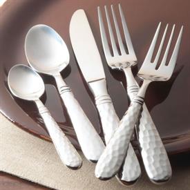 Show products in the Martellato pattern