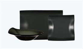 Show products in the Cera Black pattern