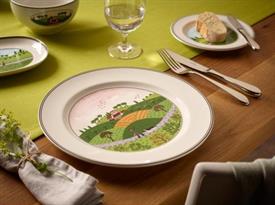 Show products in the Design Naif pattern