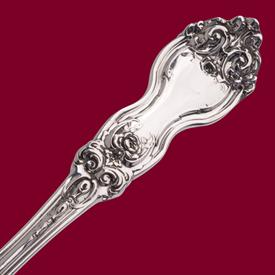 Show products in the La Reine pattern