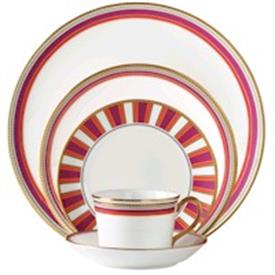 Show products in the David Scarlet by Marc Jacobs pattern