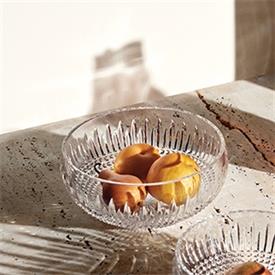 Show products in the Lismore Diamond Encore pattern