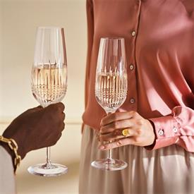 Show products in the Lismore Diamond Essence pattern