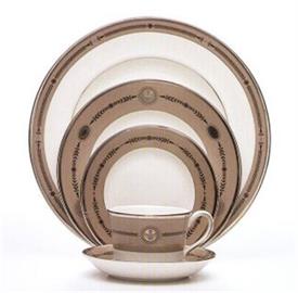 Show products in the Laurel pattern
