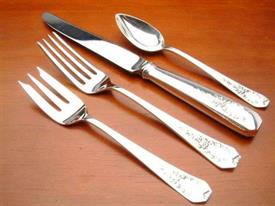 Show products in the Madam Jumel pattern