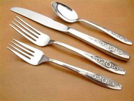 Show products in the Primrose pattern