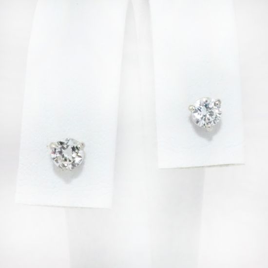 Picture of 14k White Gold .50CTW Diamond Solitaire Studs 