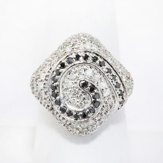 Picture of 14k White Gold , Colorless & Black Diamond Ring 