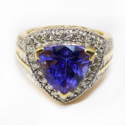 Picture of 14k Yellow Gold Tanzanite and Diamond Ring