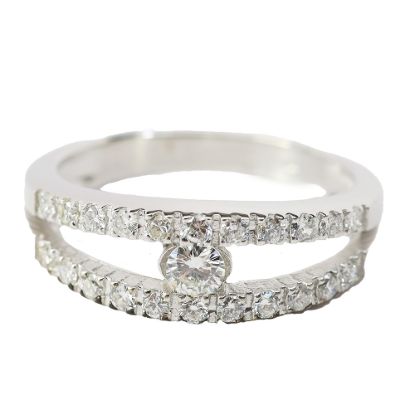 Picture of 18k White Gold Diamond Ring