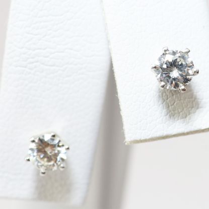 Picture of 14k White Gold Diamond Solitaire Earrings