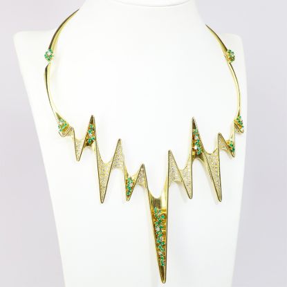 Picture of 18k Yellow Gold Pavé Set Diamond and Emerald Necklace