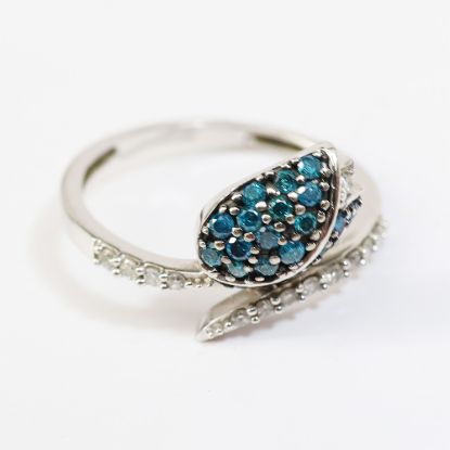 Picture of 14k White Gold Diamond Tulip Ring
