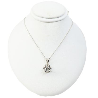 Picture of 14k White Gold Diamond Solitaire Pendant 
