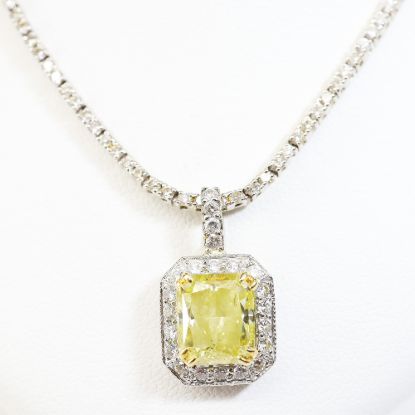 Picture of 18k Two-Tone Gold Diamond Necklace