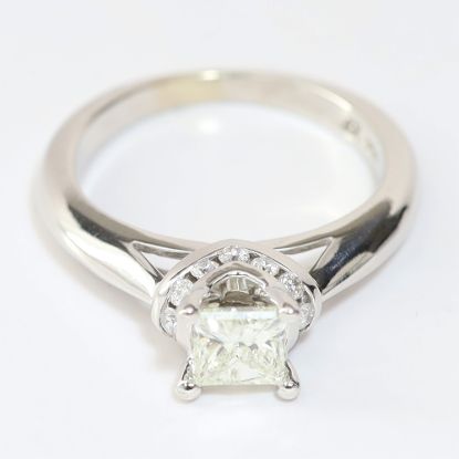 Picture of 14k White Gold Brilliant Diamond Ring