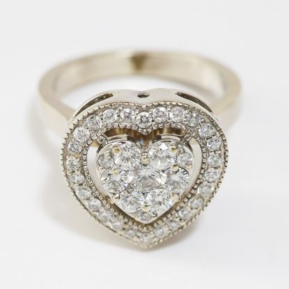 Picture of 18k White Gold Diamond Heart Ring