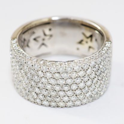 Picture of 14k White Gold Pavé Set Diamond Band