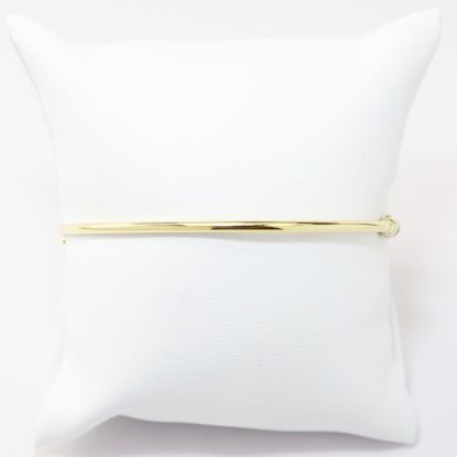 Picture of 18k Yellow Gold Hinged Bangle Bracelet