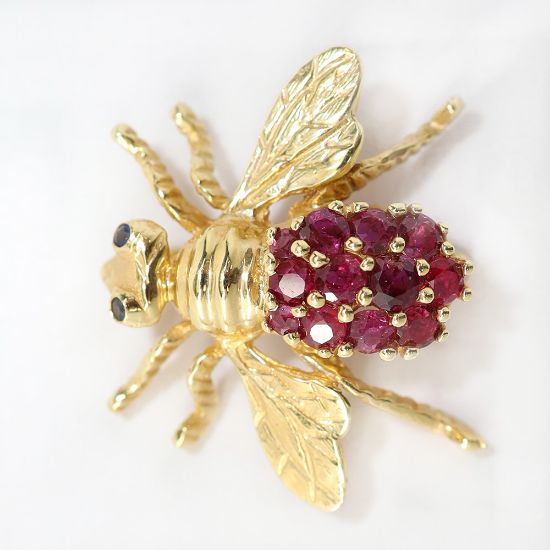 Picture of 18k Yellow Gold Ruby & Sapphire Bee Brooch