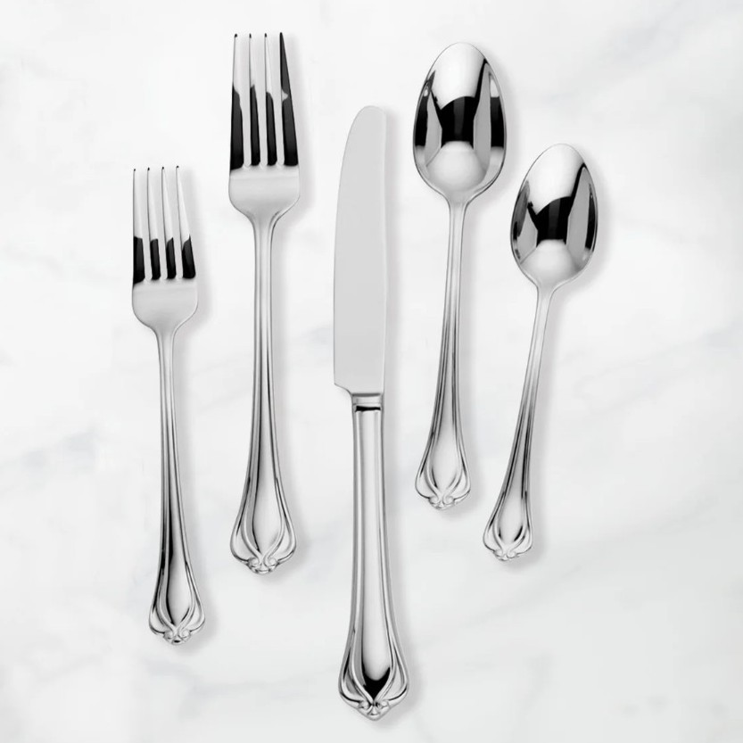 Show products in the Alcott pattern