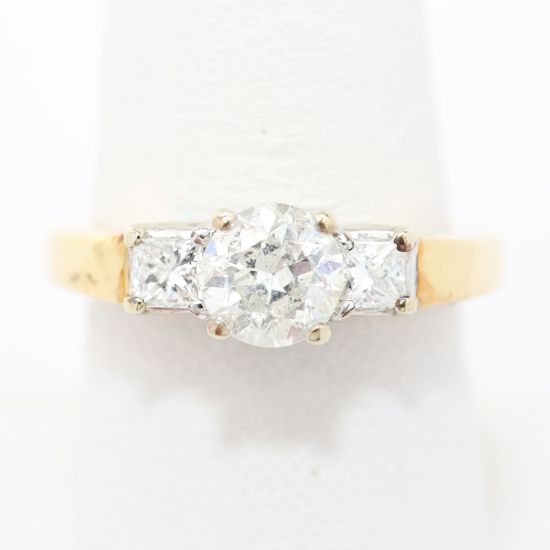 Picture of 14k Yellow Gold Diamond Ring