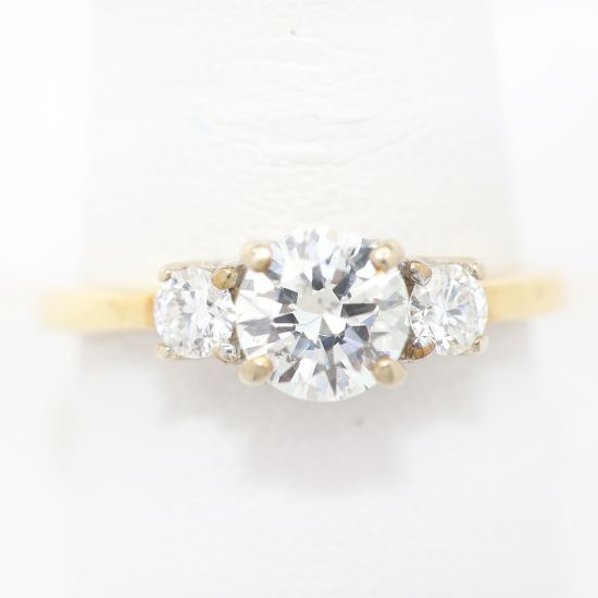 Picture of 14k Yellow Gold Brilliant Diamond Ring
