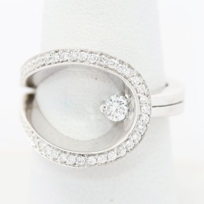Picture of 18k White Gold Diamond Ring