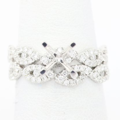 Picture of 18k White Gold Diamond Semi-Mount Bridal Set