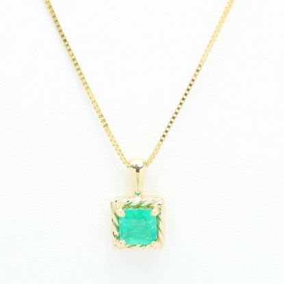 Picture of 14k Yellow Gold Emerald Pendant