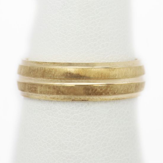 Picture of 14k Yellow Gold Brushed Ring Band