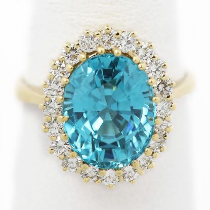 Picture of 14k Yellow Gold Oval Zircon & Diamond Halo Ring