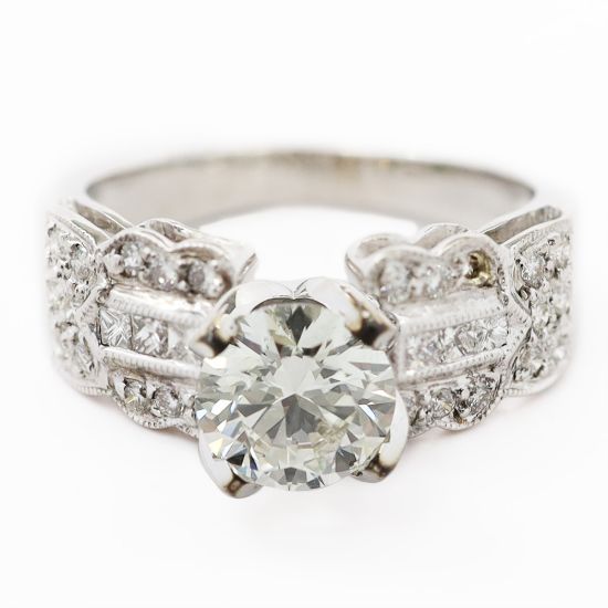 Picture of 18k White Gold Brilliant Diamond Ring
