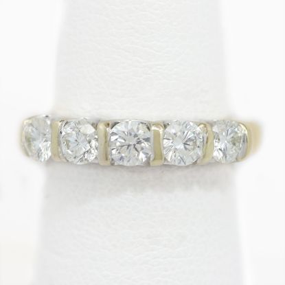 Picture of 14k Yellow Gold Brilliant Diamond Band