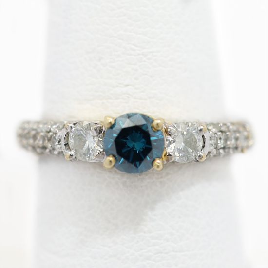 Picture of 14k Yellow Gold Diamond Ring