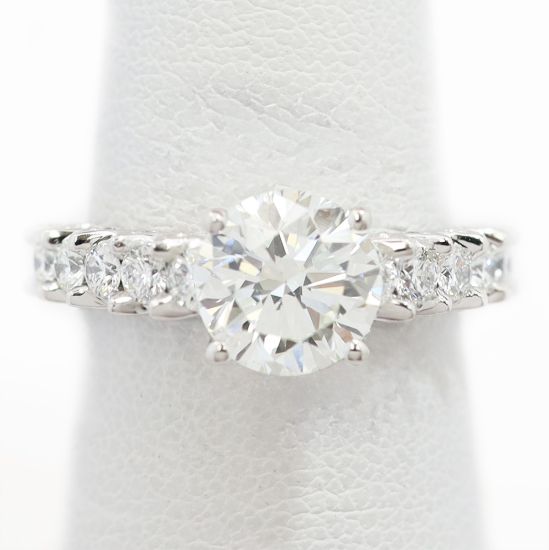 Picture of 14k White Gold Brilliant Diamond Ring