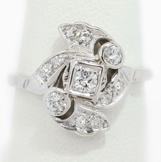Picture of Vintage 14k White Gold Diamond Ring