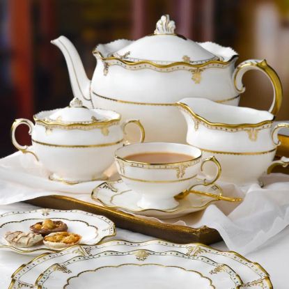 Picture of New 20-Piece Dinnerware Service for 4