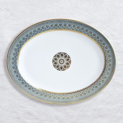 Picture of New Oval Platter 15"