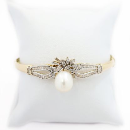 Picture of 14k Yellow Gold Freshwater Cultured Pearl & Diamond Bracelet