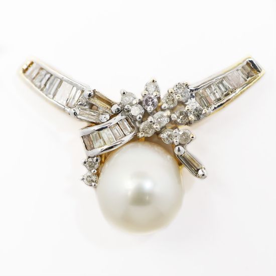 Picture of 14k Yellow Gold Freshwater Cultured Pearl & Diamond Pendant