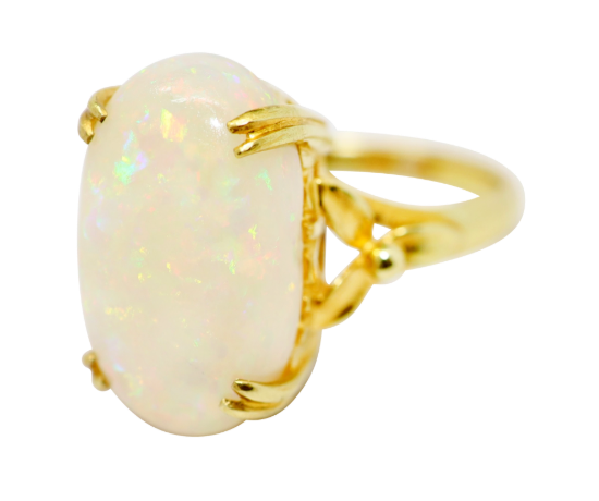 Picture of 18k Yellow Gold & Oval Opal Cabochon Ring