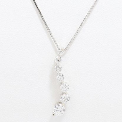 Picture of 14k White Gold Diamond Pendant