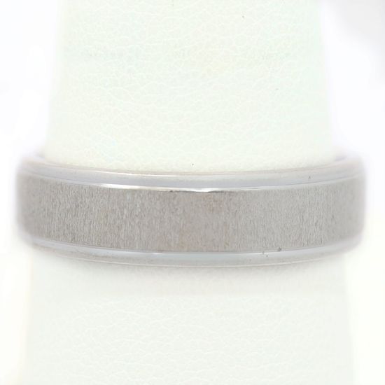 Picture of 18k White Gold Men's  Brushed Ring Band