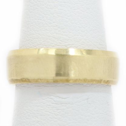 Picture of 14k Yellow Gold Ring Band