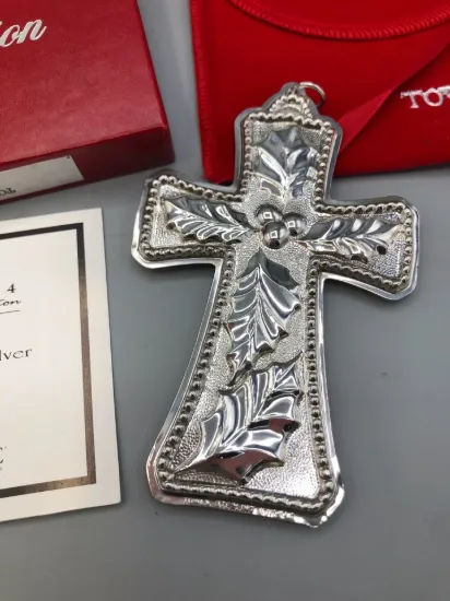Picture of Towle 1994 Annual Cross Ornament, Sterling Silver, with box