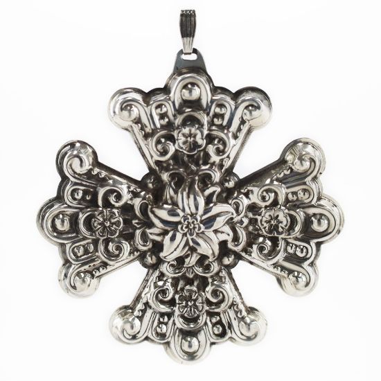 Picture of Sterling Silver 1974 Annual Christmas Cross Ornament, no Box